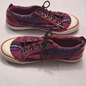 Coach Barrett Red & Purple Signature Plaid Shoe   Size 6.5
